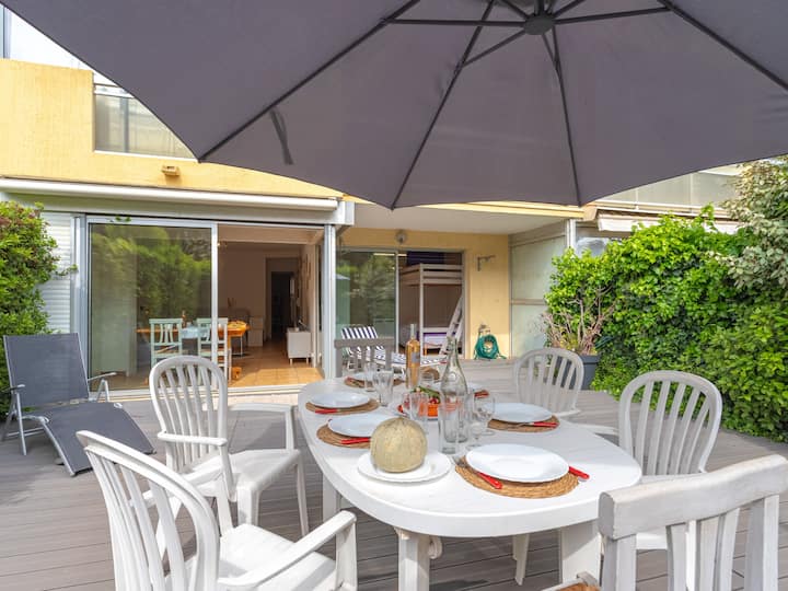 Helios By Interhome - Plage des Sablettes