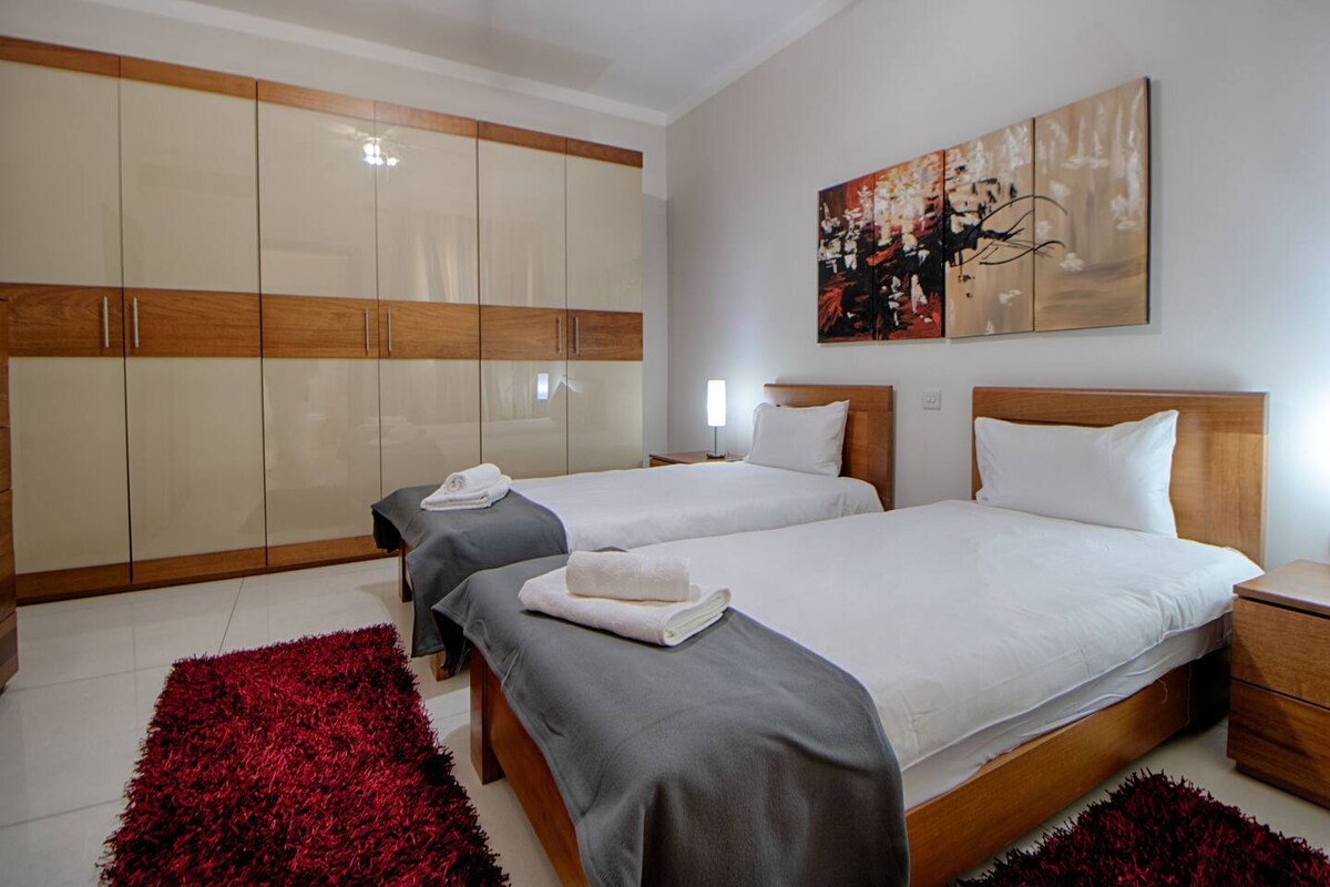 غرفة النوم 2