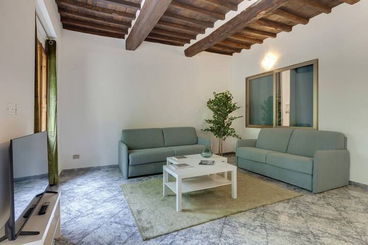 Ardiglione Apartment by Mamo Florence gallery image 2