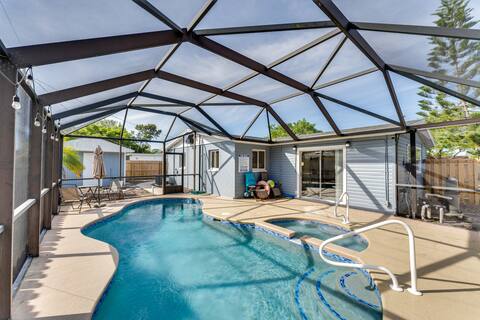 Game Room, Private Pool: South Daytona Home!