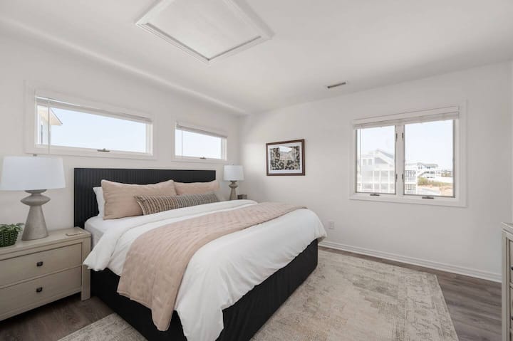 Lower Level King Bedroom