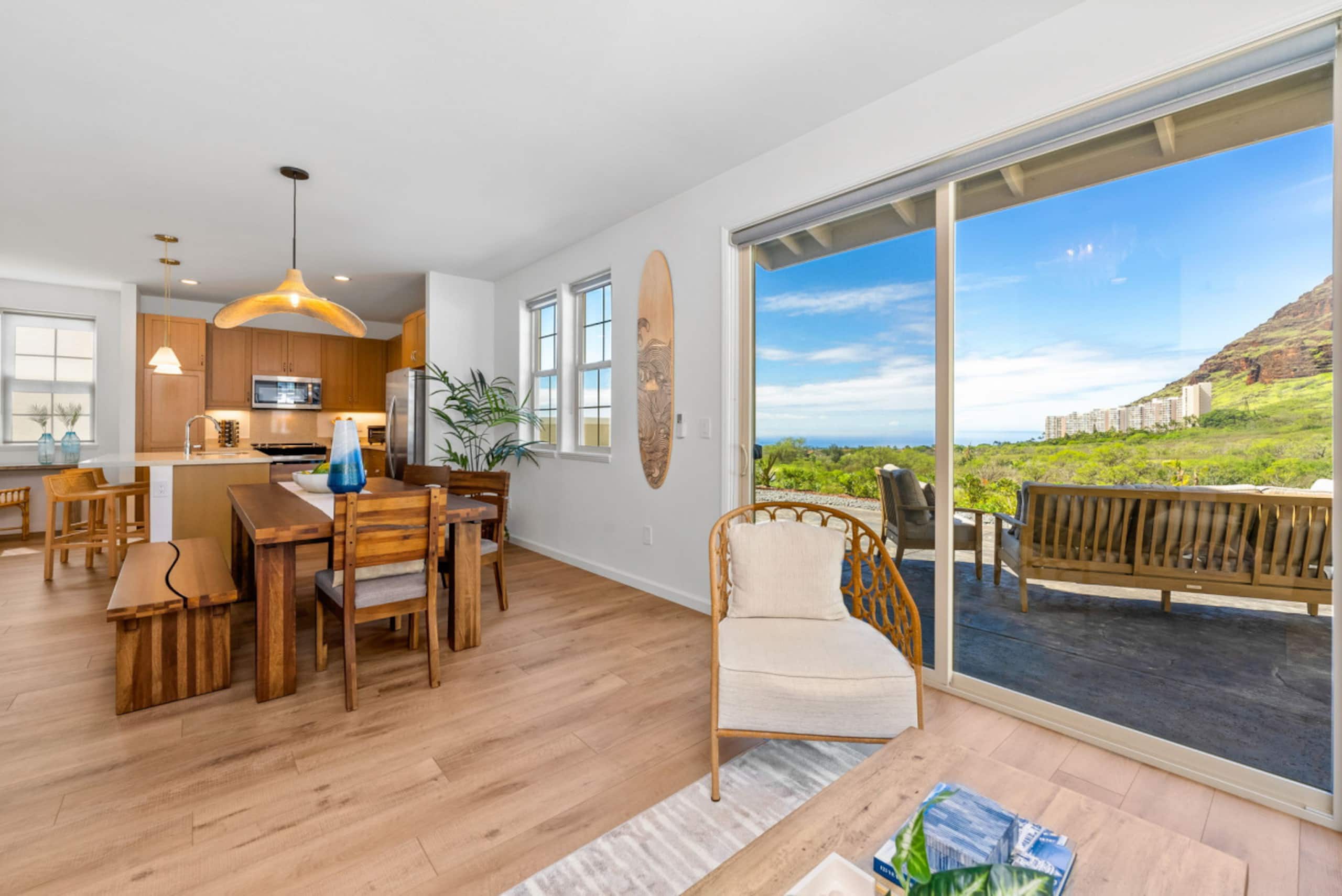 Home in Makaha Valley · ★4.99 · 4 bedrooms · 5 beds · 2.5 private baths - Image 3