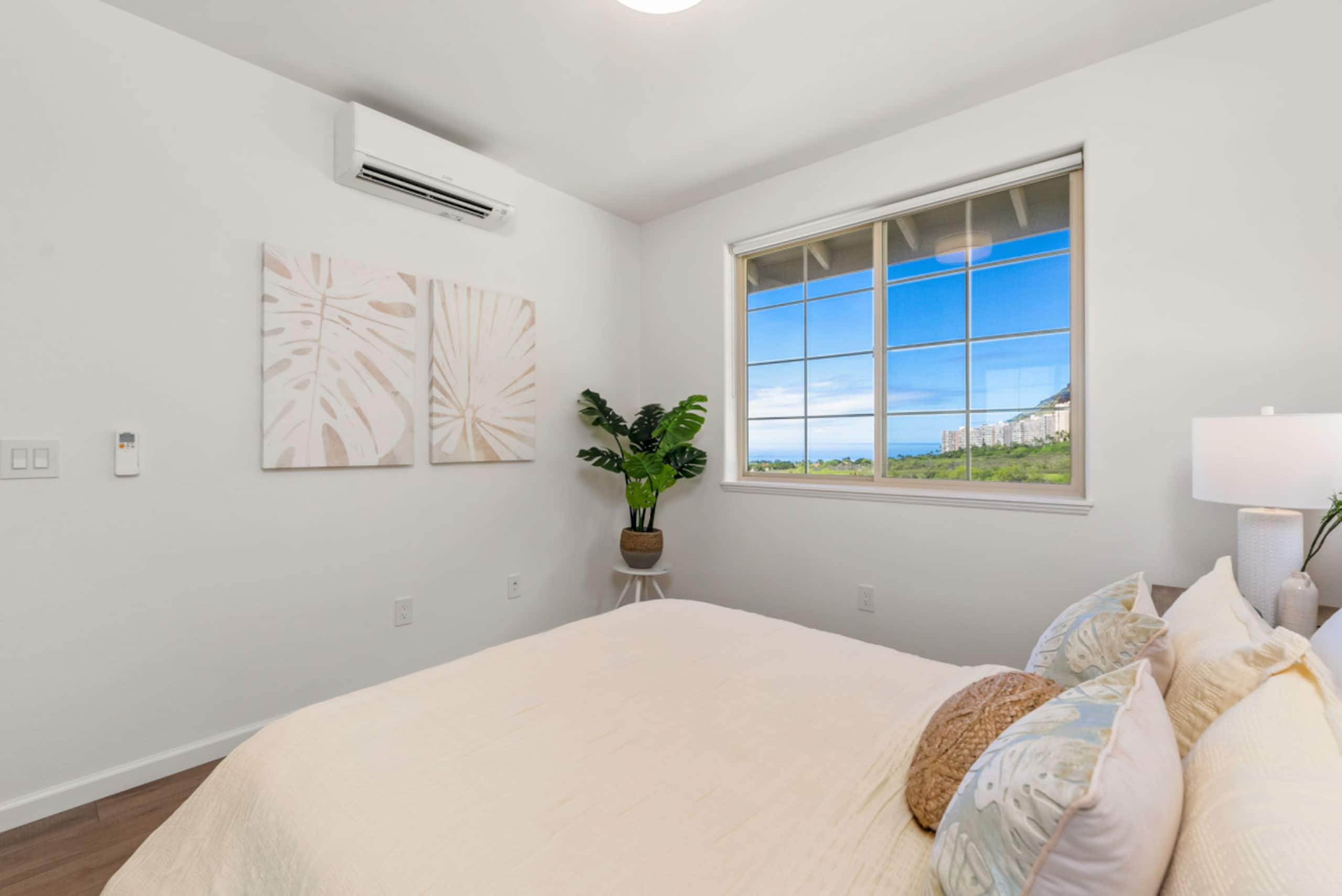 Home in Makaha Valley · ★4.99 · 4 bedrooms · 5 beds · 2.5 private baths - Image 9