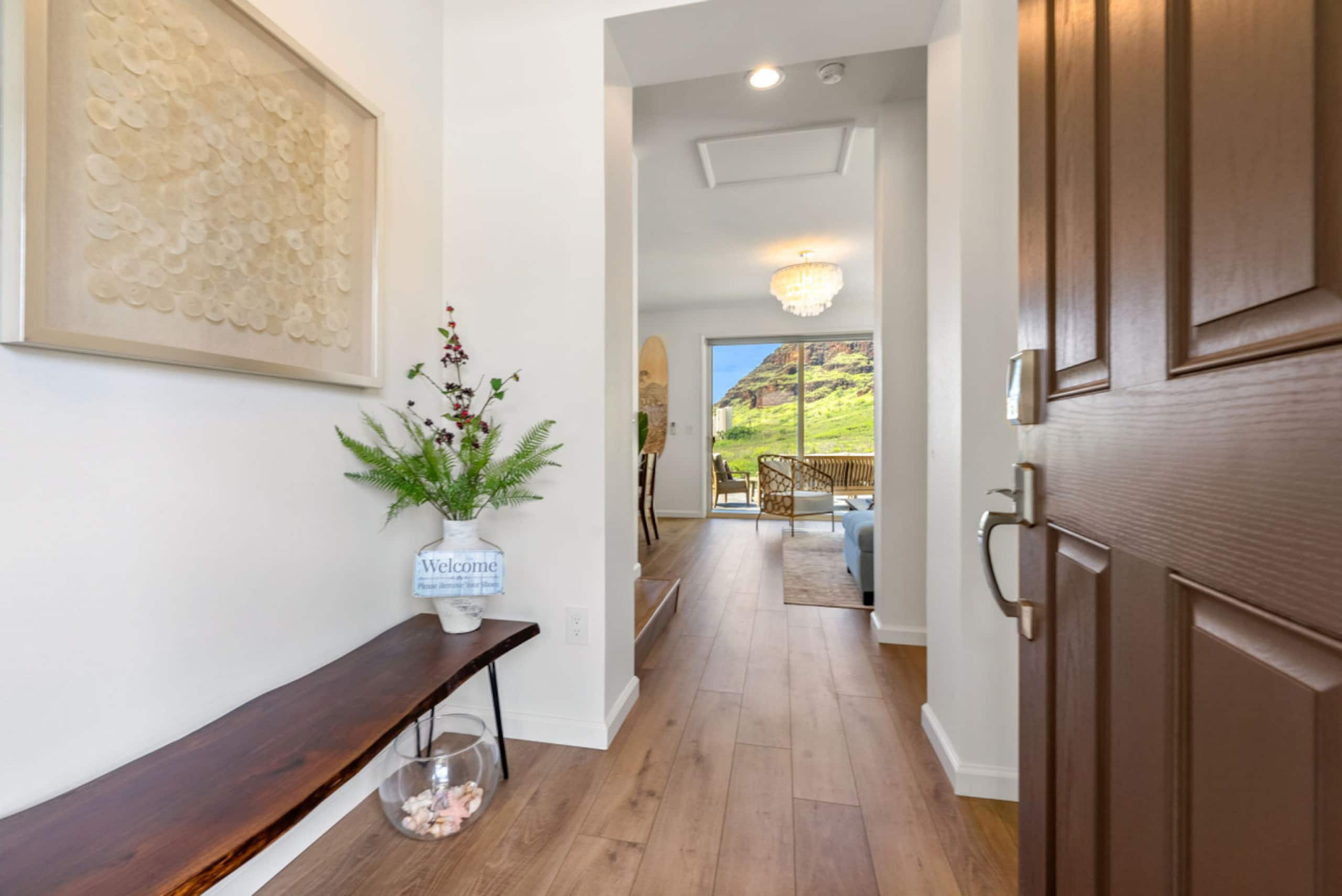 Home in Makaha Valley · ★4.99 · 4 bedrooms · 5 beds · 2.5 private baths - Image 14