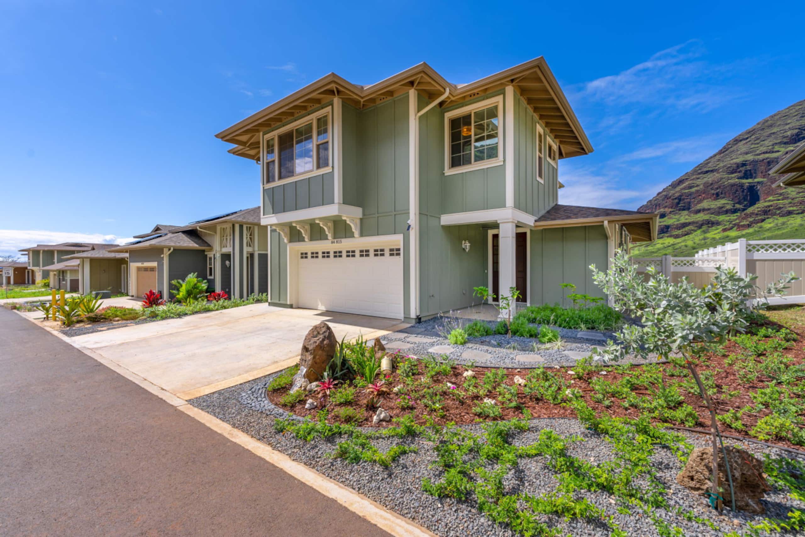 Home in Makaha Valley · ★4.99 · 4 bedrooms · 5 beds · 2.5 private baths - Image 62