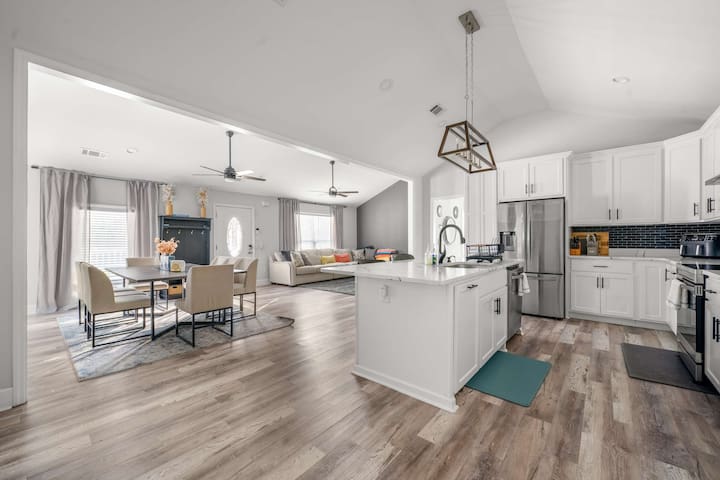 River Town Rentals managed Airbnb listing 3