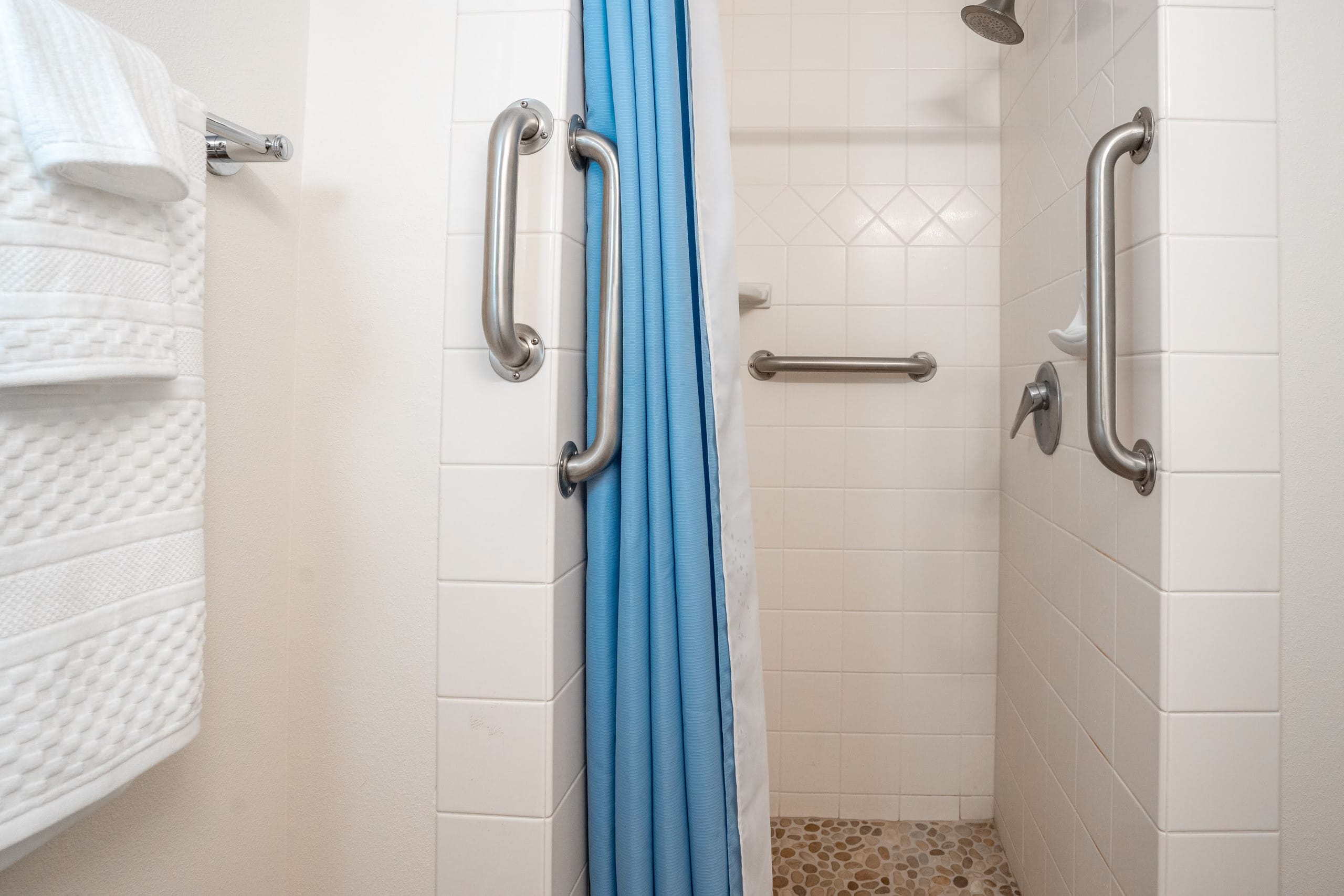 Condo in Kihei · ★4.5 · 2 bedrooms · 4 beds · 2 private baths - Image 30