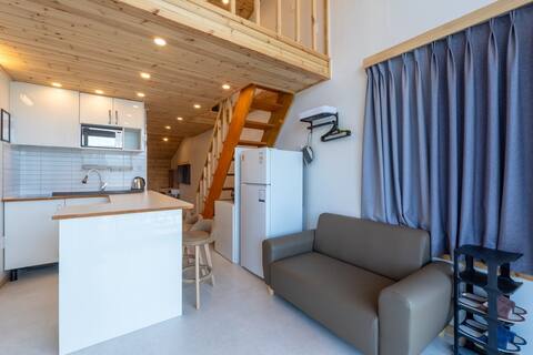 A private retreat with a beautiful ocean view