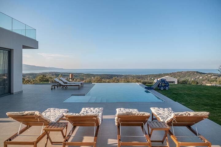 Villa Levante with sea view