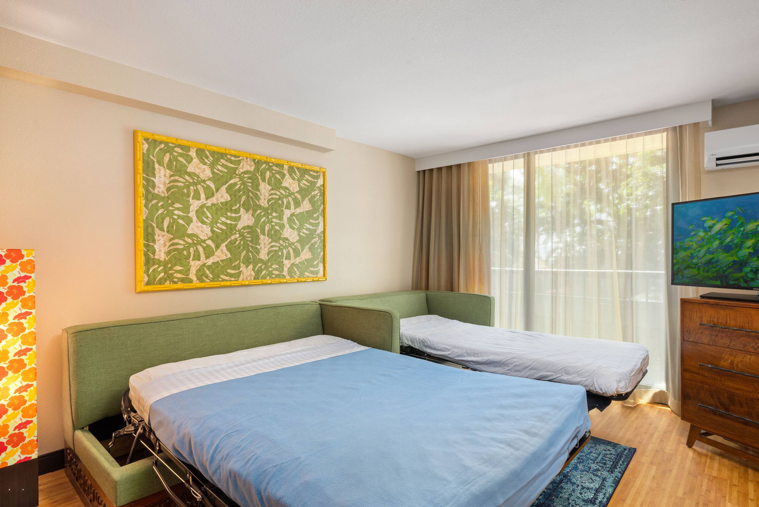 Condo in Honolulu · ★4.47 · Studio · 3 beds · No bathroom - Image 5