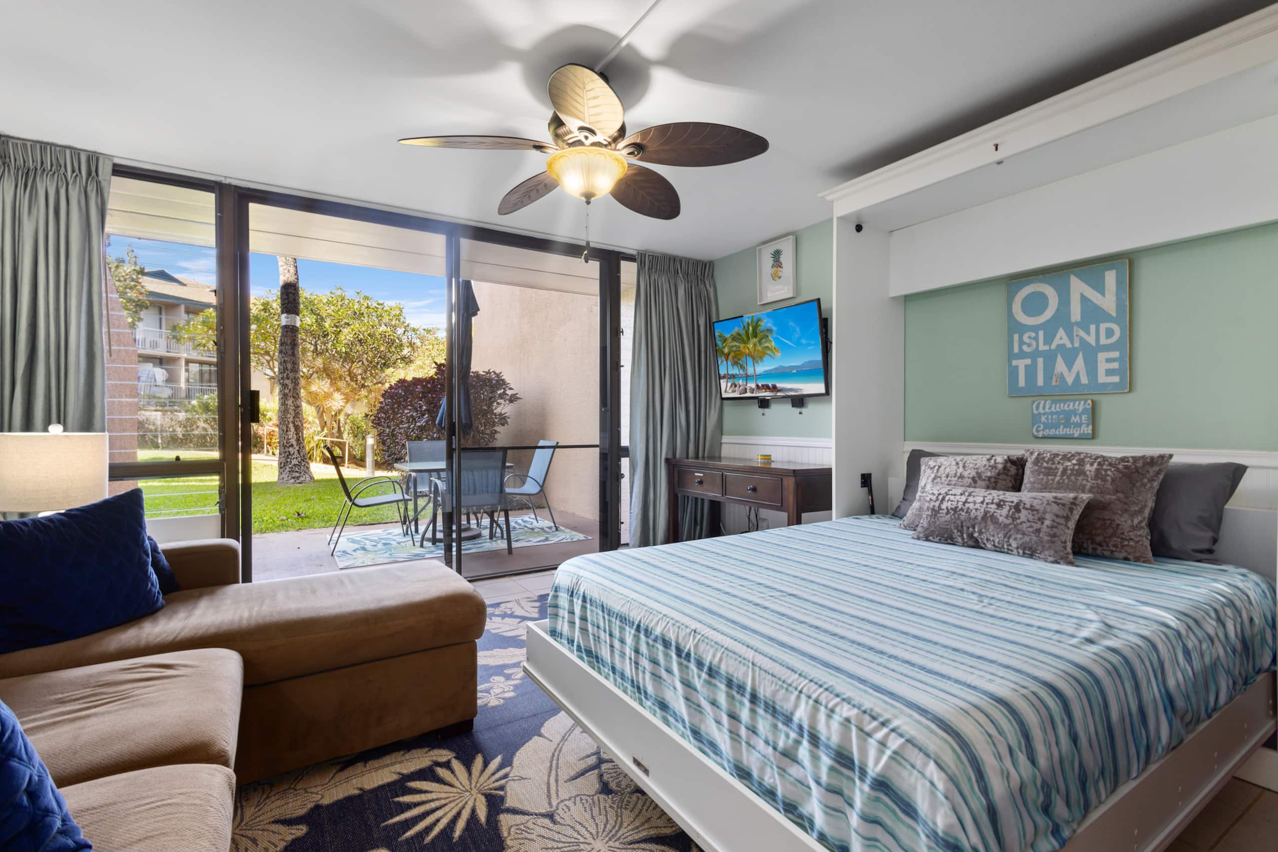 Condo in Kihei · ★4.71 · 1 bedroom · 2 beds · 1 bath - Image 2