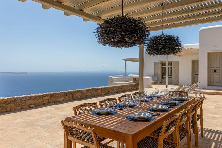 Renovated Luxury Oceanview Villa W/Pool in Mykonos gallery image 4
