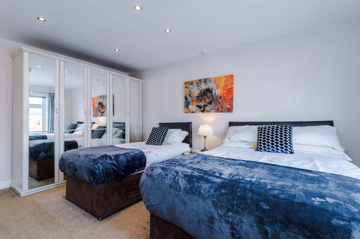 Rodinná izba (jednolôžková a dvojlôžková s vlastnou kúpeľňou)