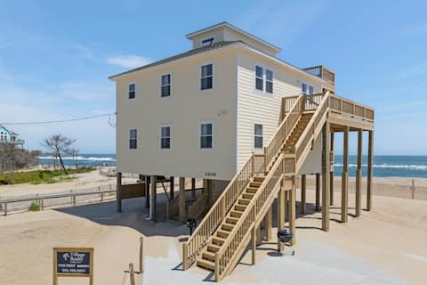 Everlasting Moon: Oceanfront | Remodeled | Pets OK