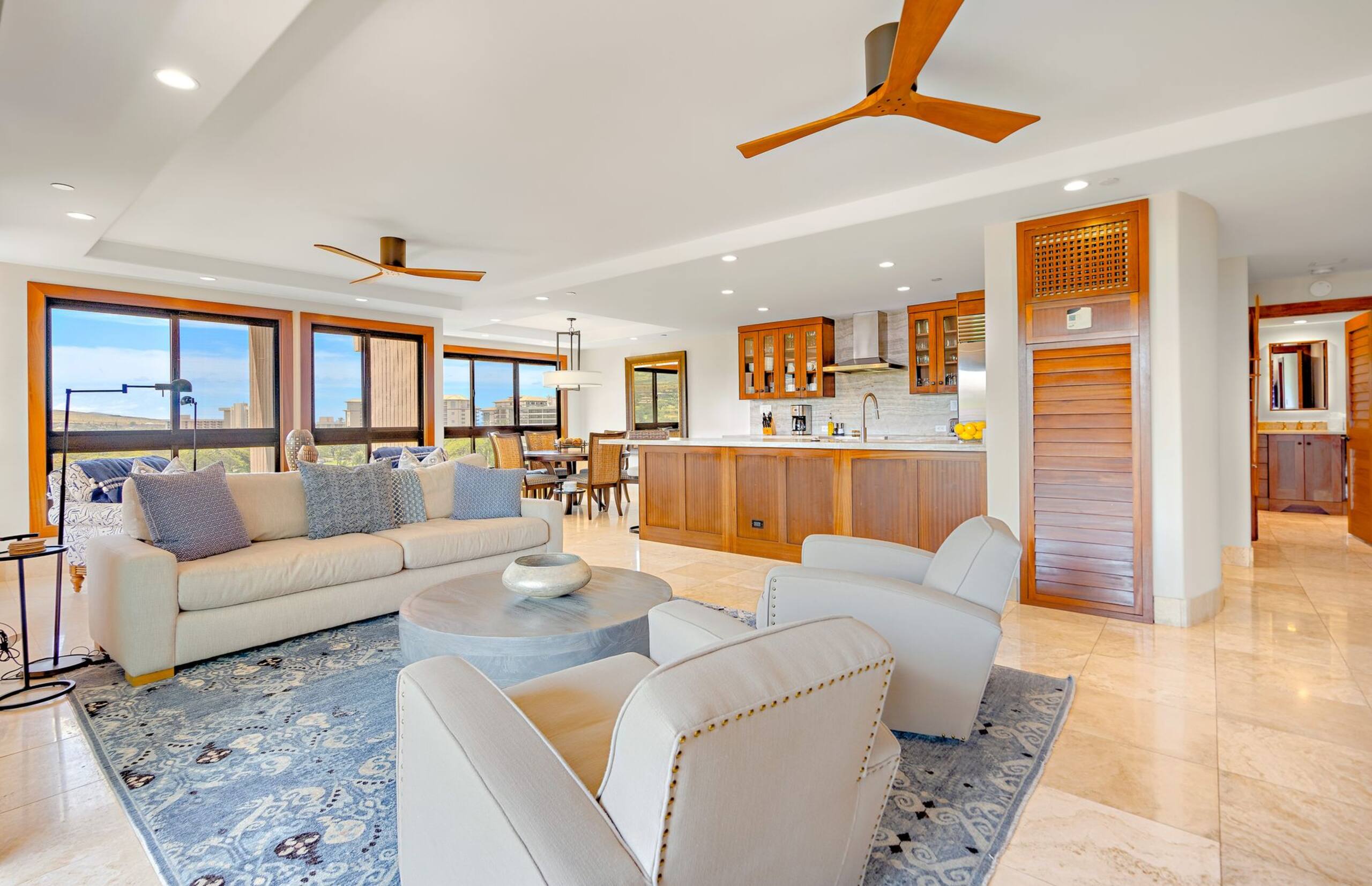 Condo in Lahaina · ★4.89 · 2 bedrooms · 3 beds · 2 baths - Image 2
