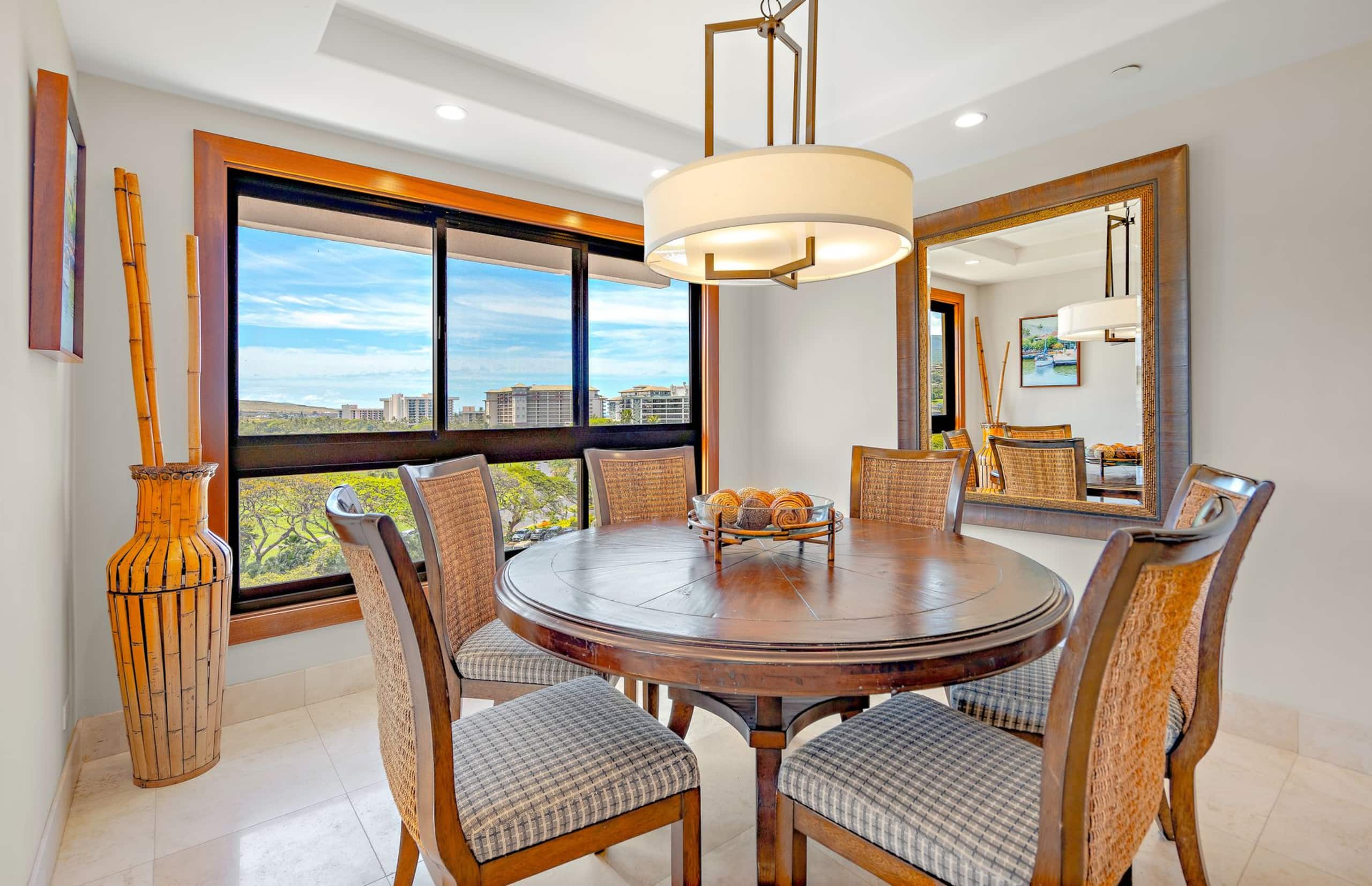 Condo in Lahaina · ★4.89 · 2 bedrooms · 3 beds · 2 baths - Image 16