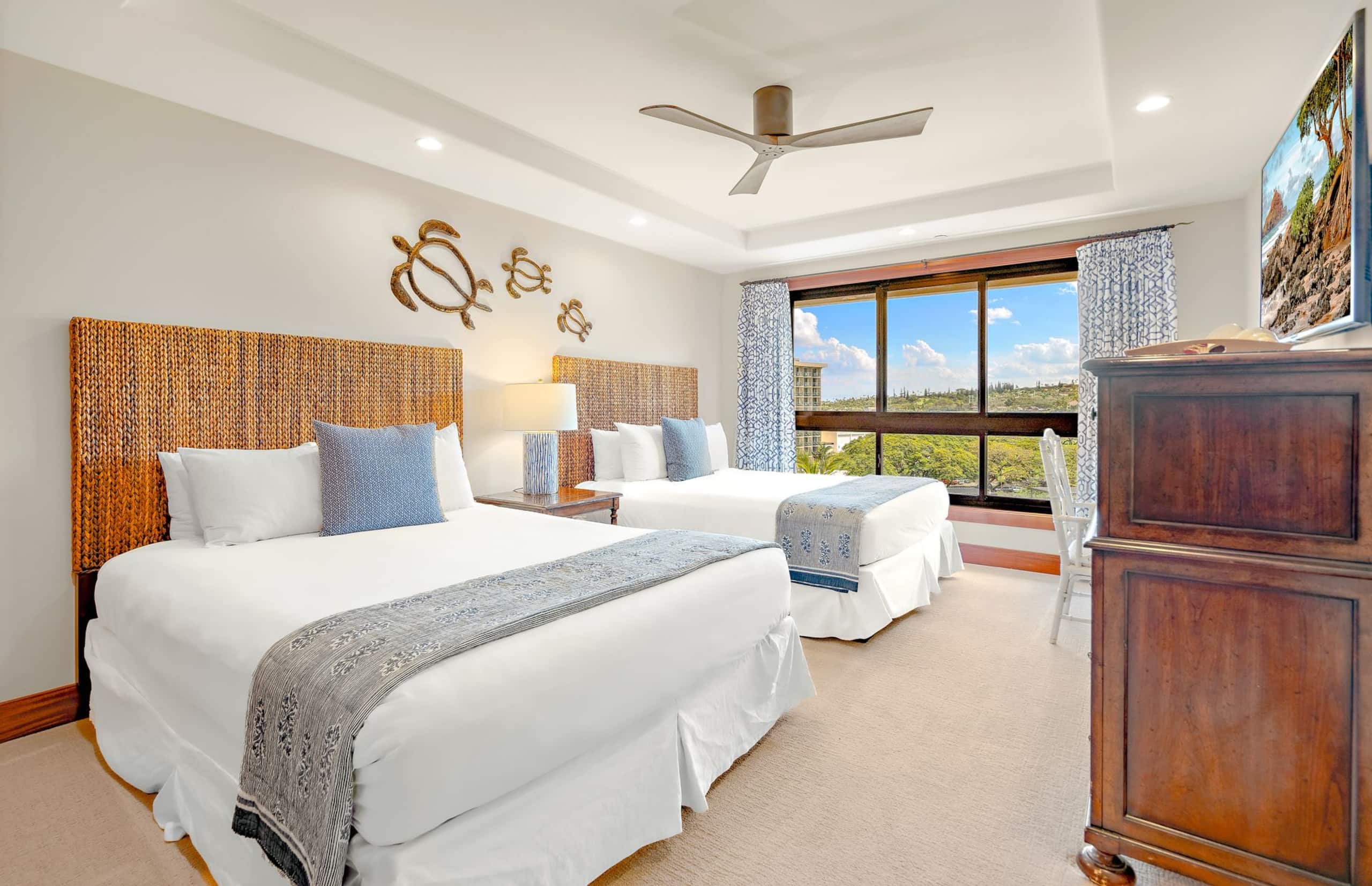 Condo in Lahaina · ★4.89 · 2 bedrooms · 3 beds · 2 baths - Image 25