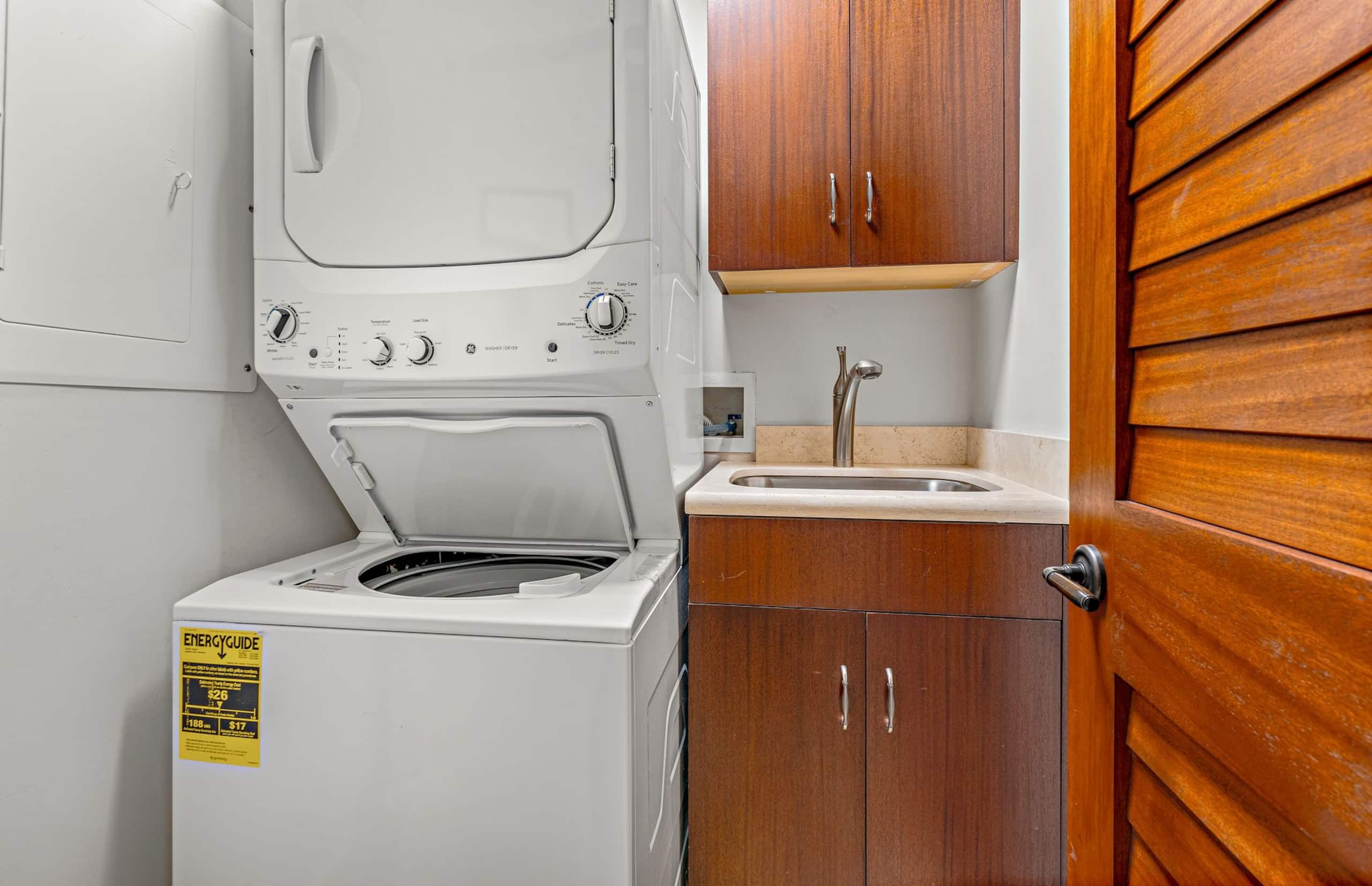 Condo in Lahaina · ★4.89 · 2 bedrooms · 3 beds · 2 baths - Image 30