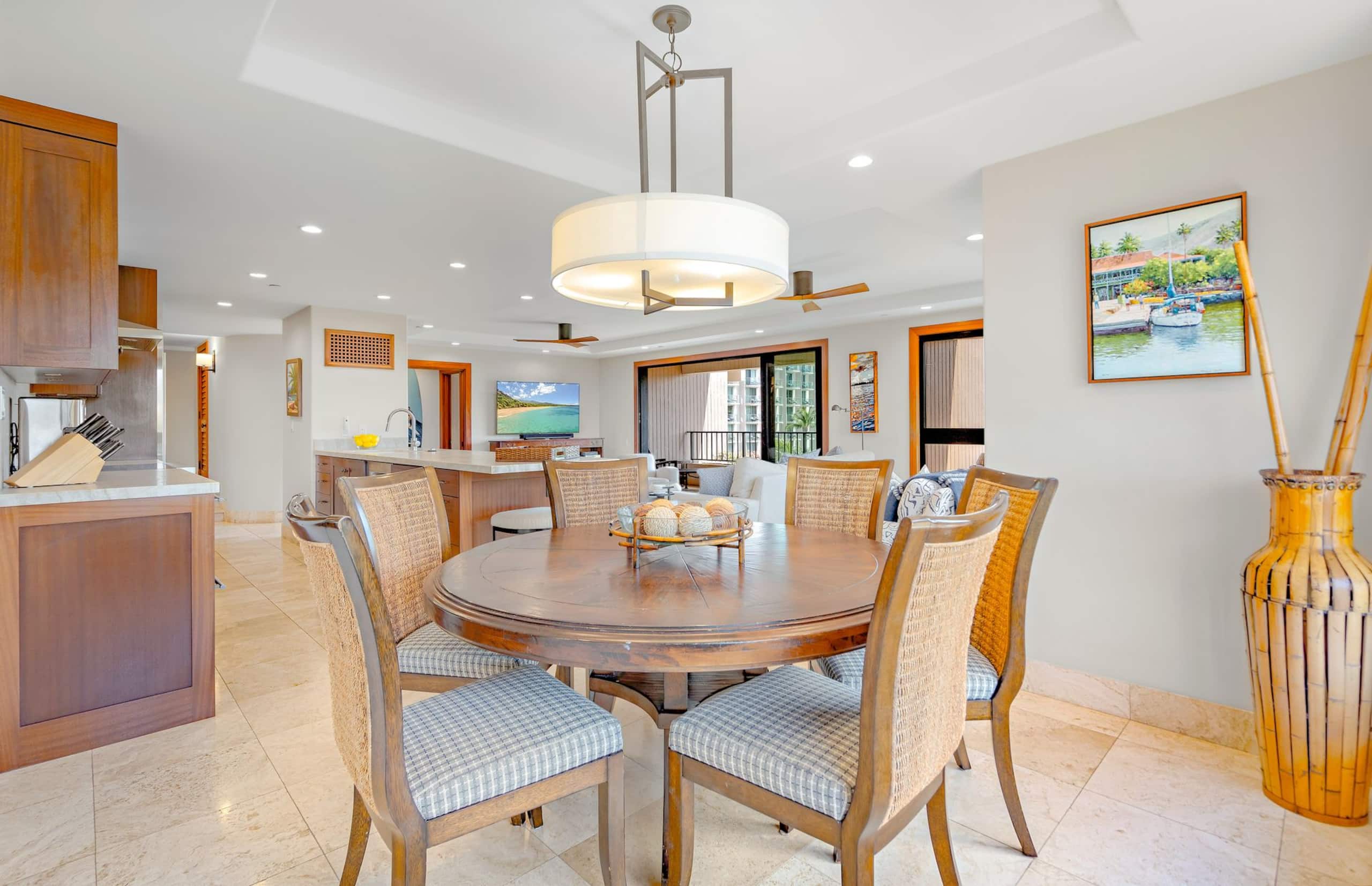 Condo in Lahaina · ★4.89 · 2 bedrooms · 3 beds · 2 baths - Image 15