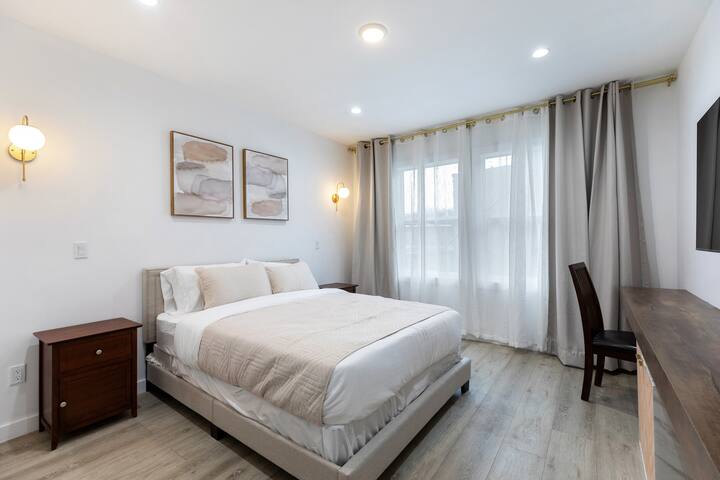 Rooftop Terrace Movie|Game Room gallery image 4