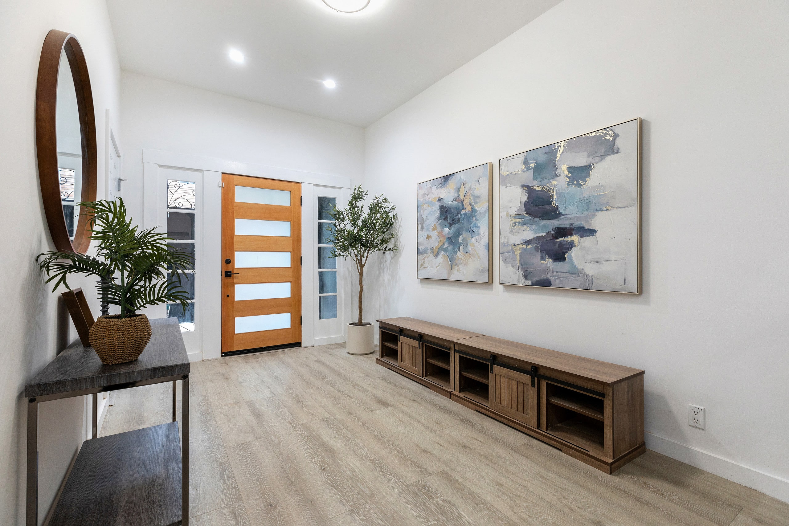 Home in San Francisco · ★4.98 · 5 bedrooms · 5 beds · 5 baths - Image 32