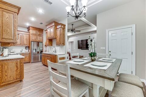 Weslaco Home w/ Fenced Yard: 2 Mi to Downtown