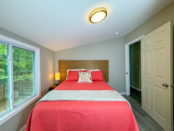 Nyumba ya Mabehewa: Kitanda cha Ukubwa Kamili