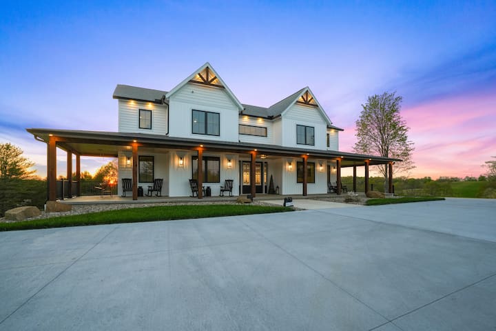 Cabins in Hocking managed Airbnb listing 3