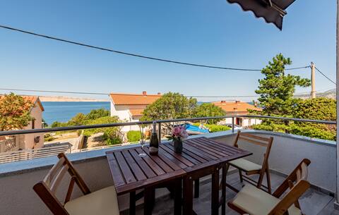 1 bedroom awesome apartment in Prizna