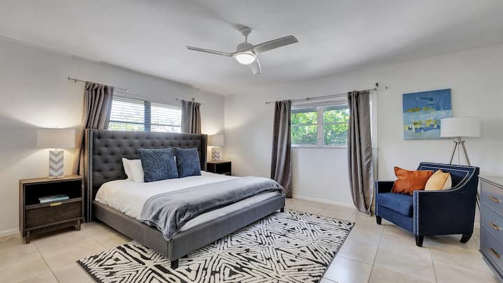 Primarna spavaća soba s bračnim krevetom