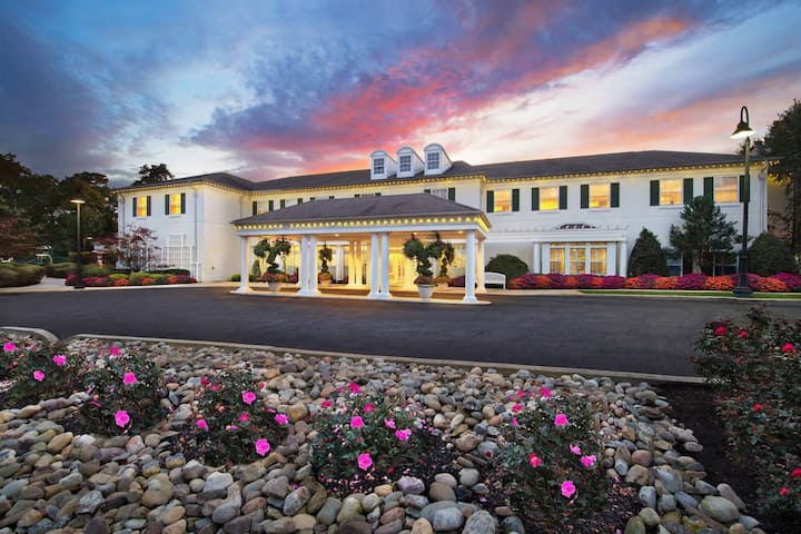 Unwind In Style: Marriott Fairway Villas - Atlantic City, NJ