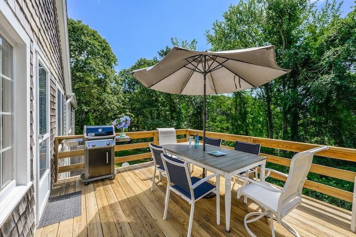 Azure Cottage: Central A/c & Hot Tub - Chatham, MA