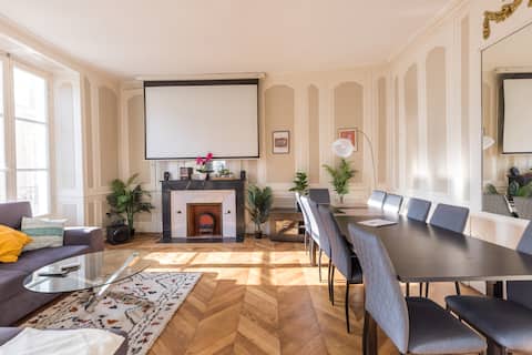 Villa Barillerie 1870 – Centre – 24 people