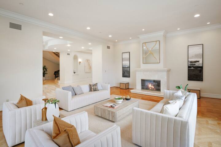 7BD Mediterranean Villa in the Heart of Bel Air gallery image 4