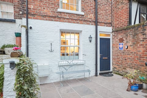 Successful Airbnb property: Seashell Cottage is a dog friendly hidden gem in North Yorkshire