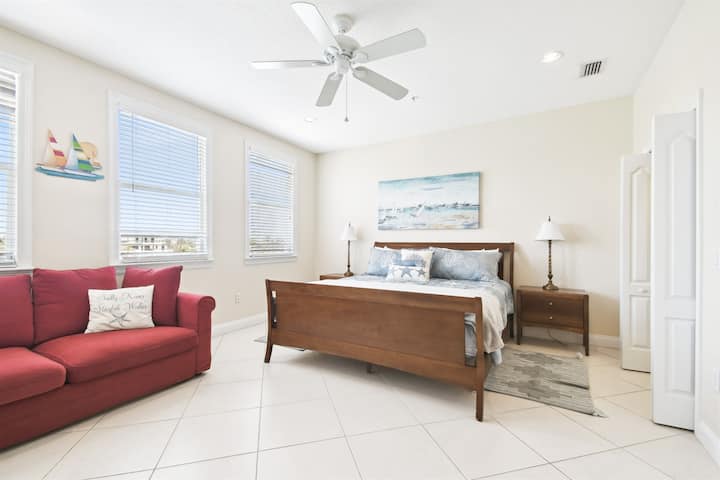 Waterfront 4-level Townhome With Rooftop Deck! - Clearwater Beach, FL