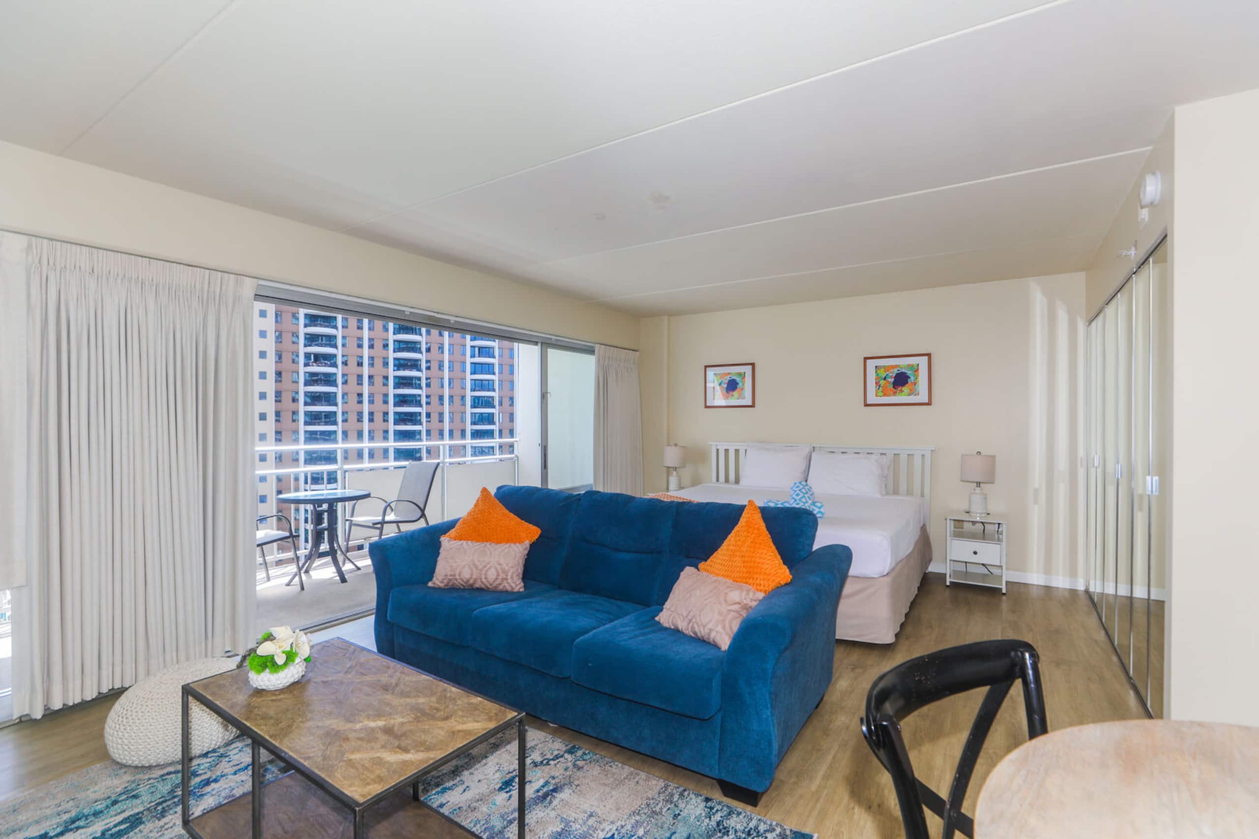 Condo in Honolulu · ★4.83 · 1 bedroom · 3 beds · 1 bath - Image 2