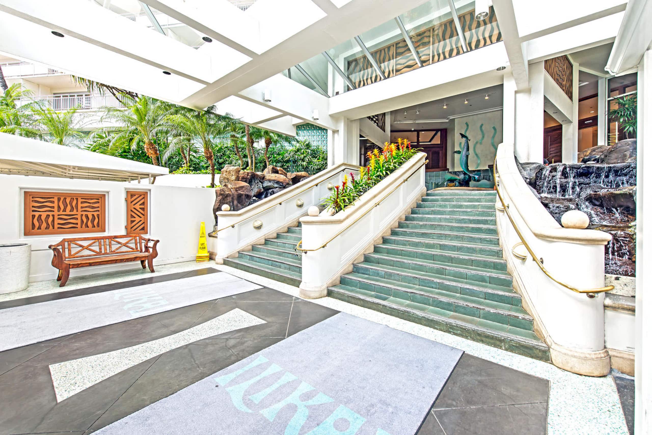 Condo in Honolulu · ★4.83 · 1 bedroom · 3 beds · 1 bath - Image 19