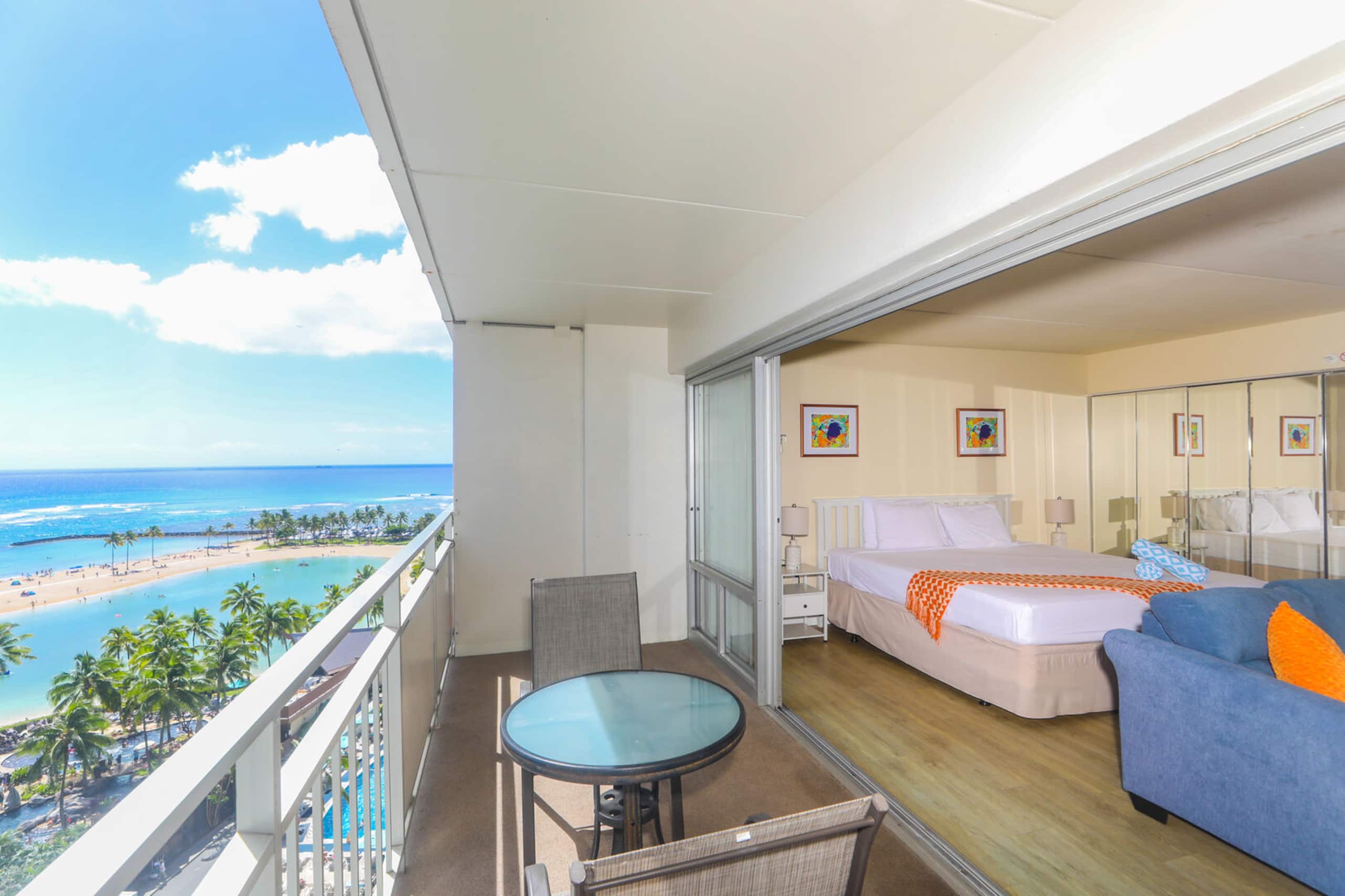 Condo in Honolulu · ★4.83 · 1 bedroom · 3 beds · 1 bath - Image 14