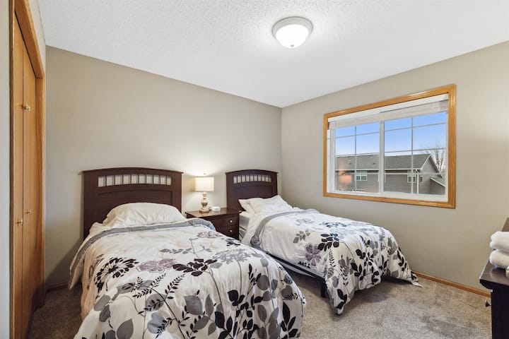 Spálňa 4 (2 jednolôžka)