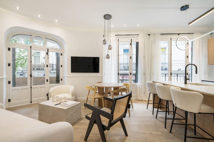 New flat in the heart of town