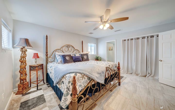 غرفة النوم الرئيسية