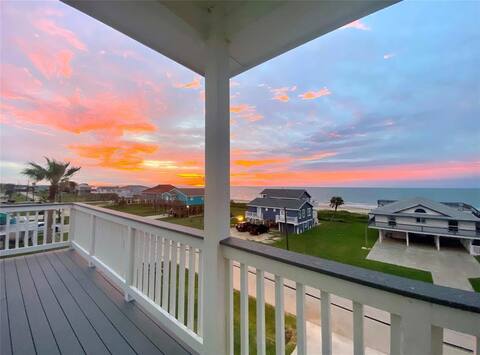 Heated Pool-Hot Tub | 6 Bed/6 Bath | 2nd Row