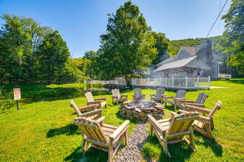 Massive Roscoe Retreat: Great for Large Groups!
