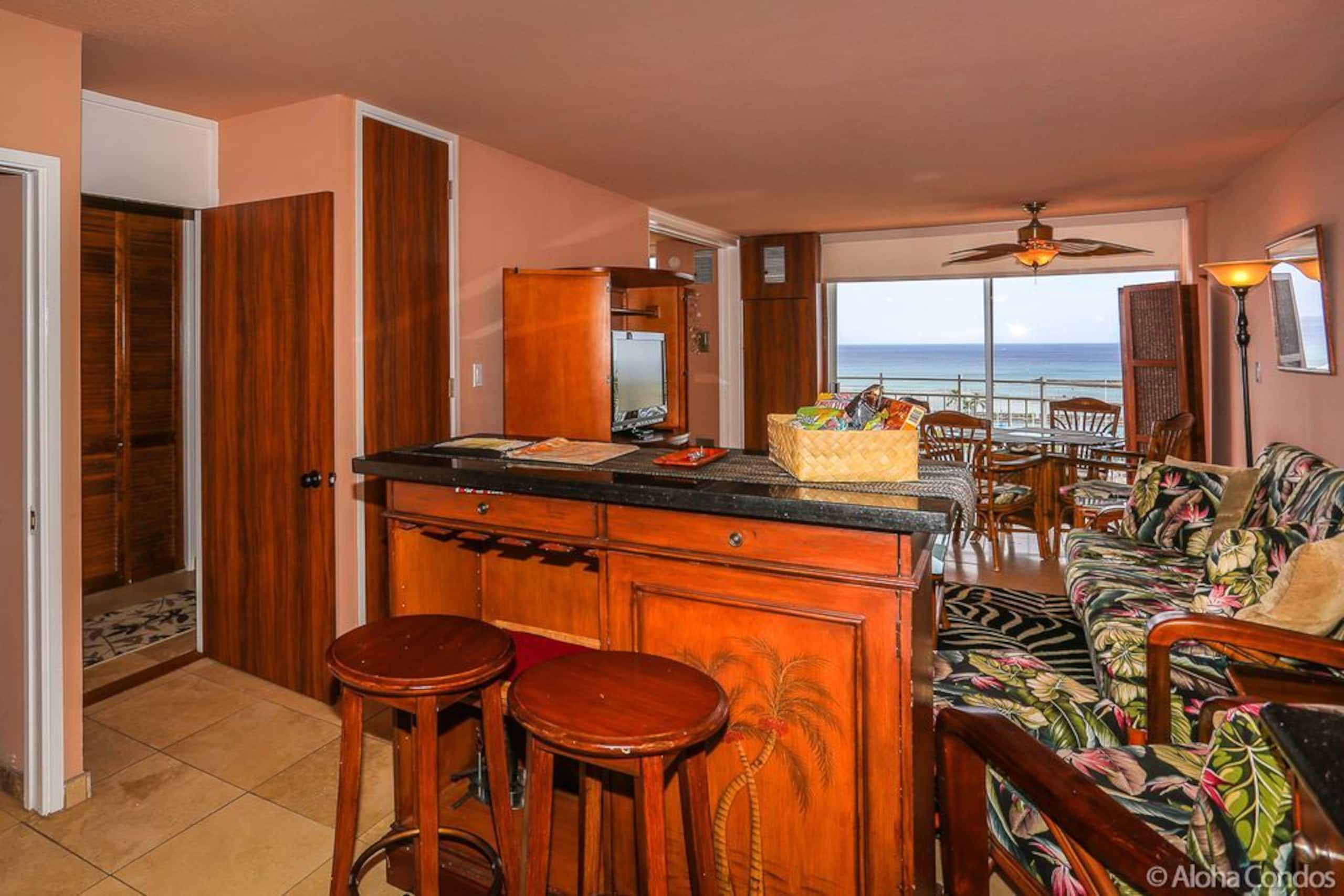 Ilikai Marina Condo 1294 - Aloha Condos - Image 18
