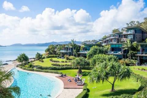 Popular Airbnb listing: Yacht Club Villa 31 by HIHA in Whitsundays
