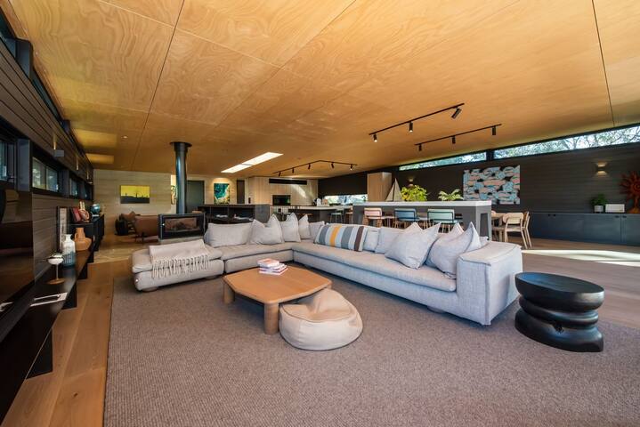 Atlas Retreat gallery image 3