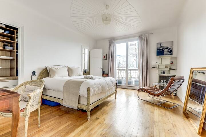 Arthur De Mon Petit Faré managed Airbnb listing 3