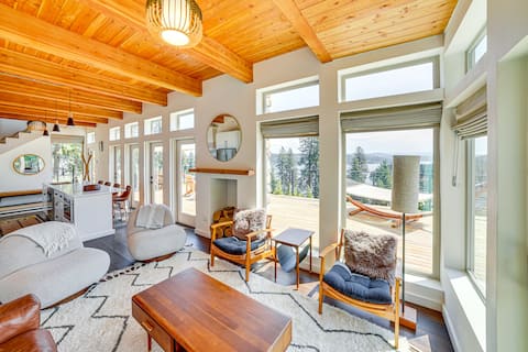 Mid-Century Escape: Lake Views, Steps to Cave Bay!