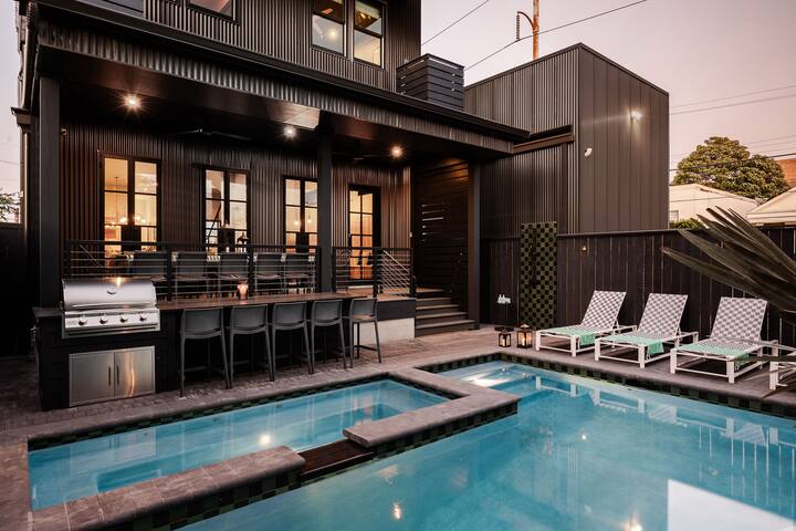 Chic NOLA Home | Heated Pool & Spa gallery image 5